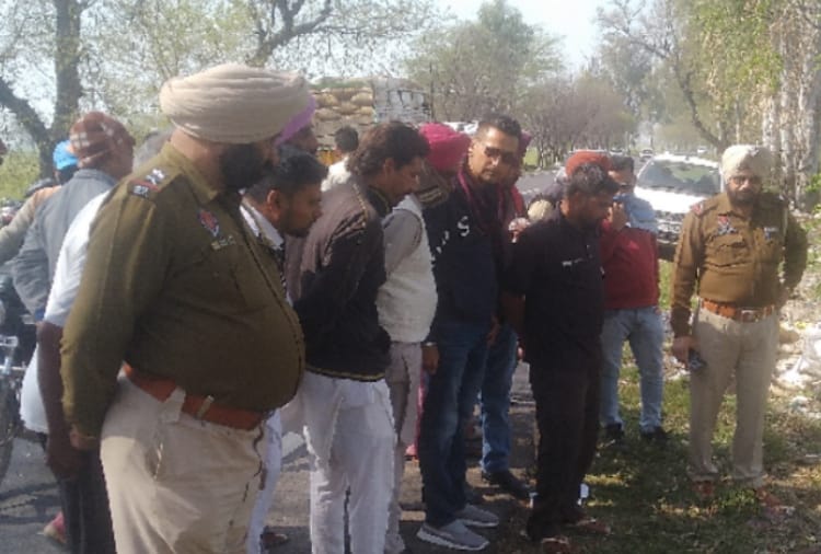 Dead body of unknown youth recovered at Kot Kapura