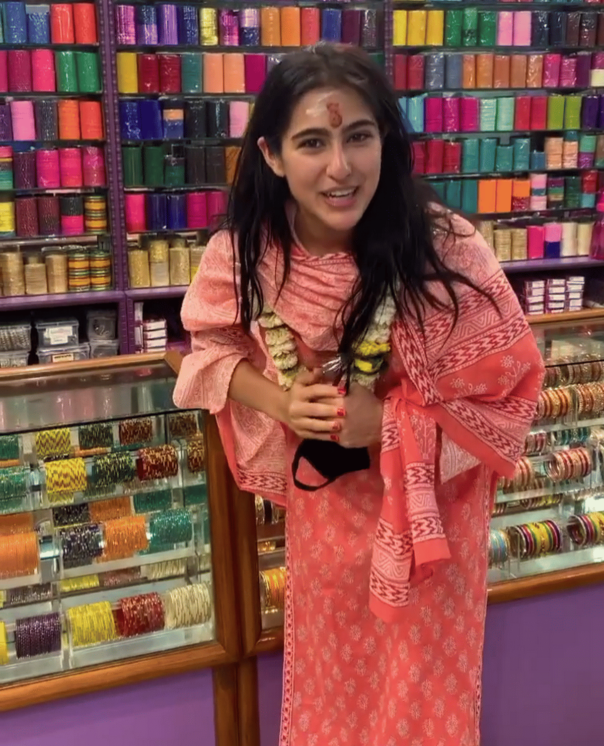 Coronavirus Outbreak Kareena Kapoor And Saif Ali Khan troll after Donate Fund in global agencies