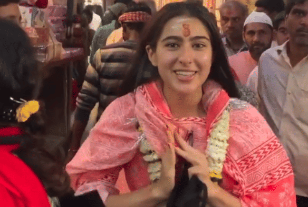 sara ali khan talk about her father saif and mother amrita realation