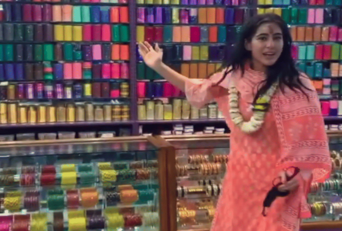 Sara Ali Khan Shopping At Varanasi Users Worried Coronavirus