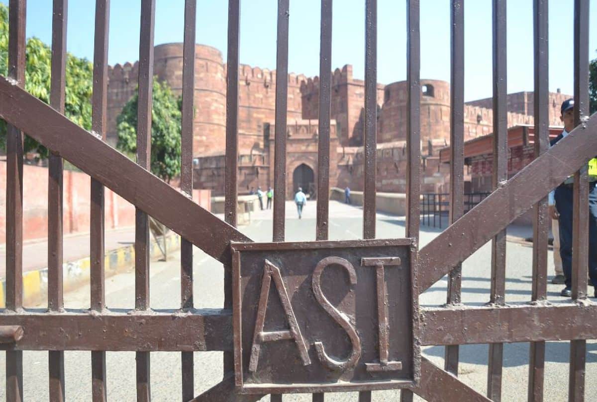 Tourism Enterpreneurs Demands For Open Taj Mahal From 16 June
