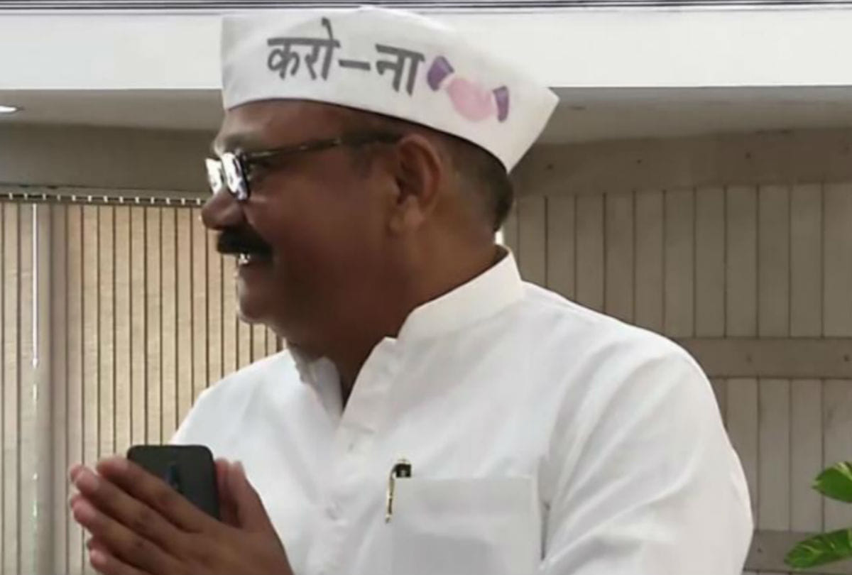 bjp mp rajkumar chahar gave message to prevent coronavirus infection in unique style