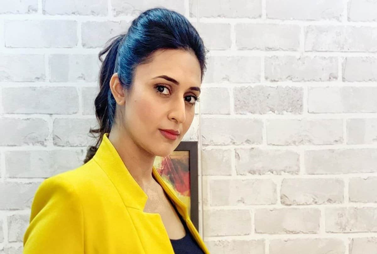 divyanka tripathi look beautiful in her shimmery silver lehenga throwback pic