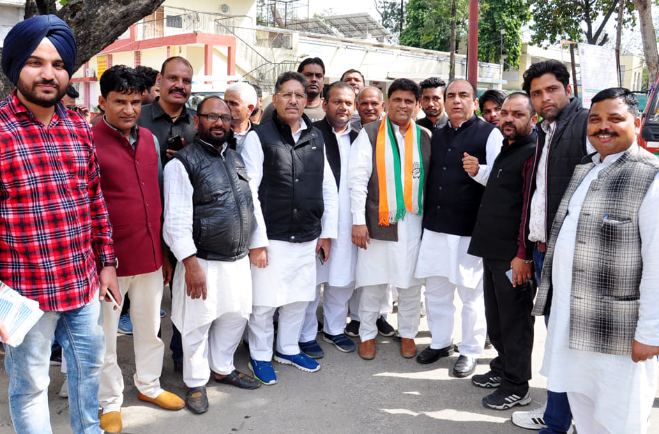 Demand to reduce petrol and diesel prices