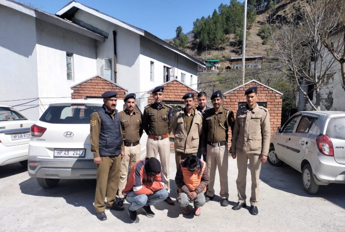 Himachal: Two arrested with 8 kg Charas in Banjar, third abscond