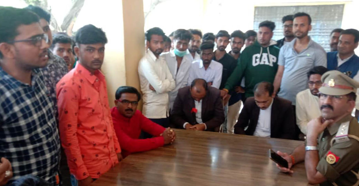 BJP president's son creates ruckus on police slap