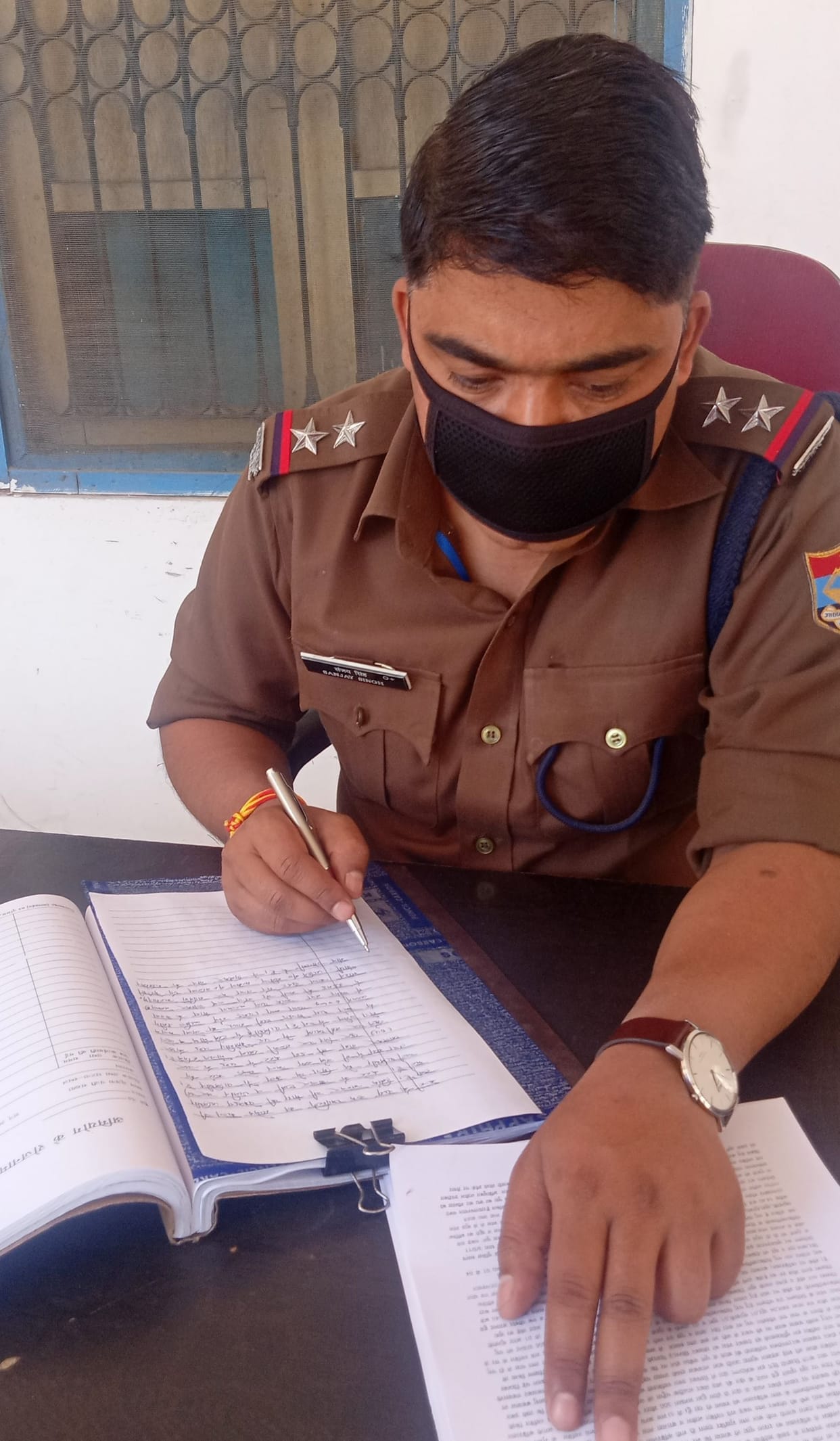 Police will do duty wearing masks and gloves