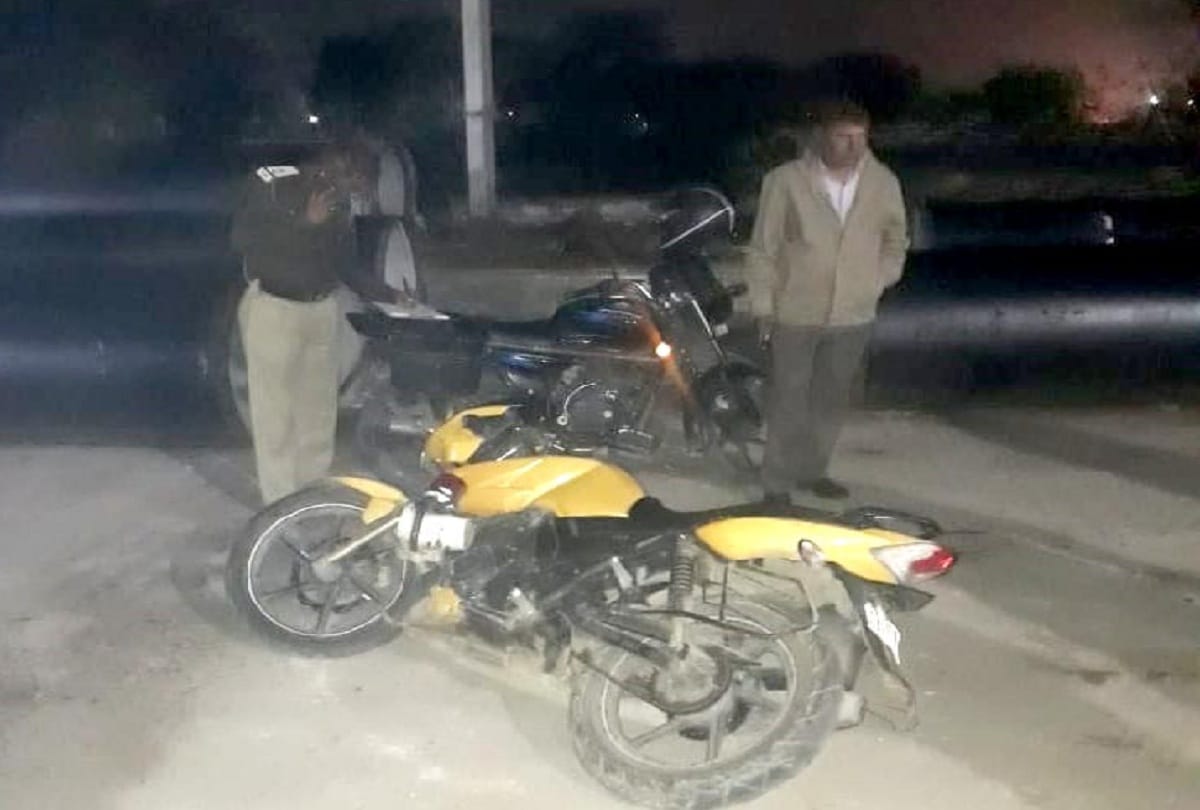 Delhi One police constable was shot at by armed assailants and Home Guard also injured in incident