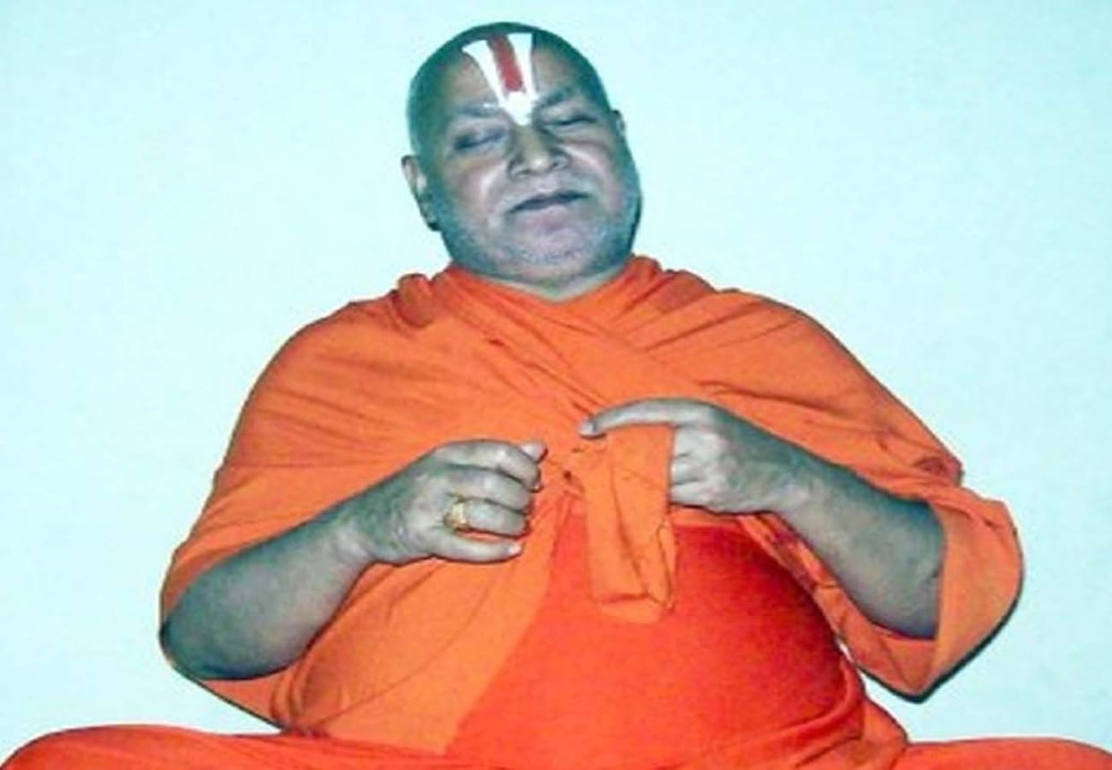 swami rambhadracharya corona infected admitted in ICU Lucknow