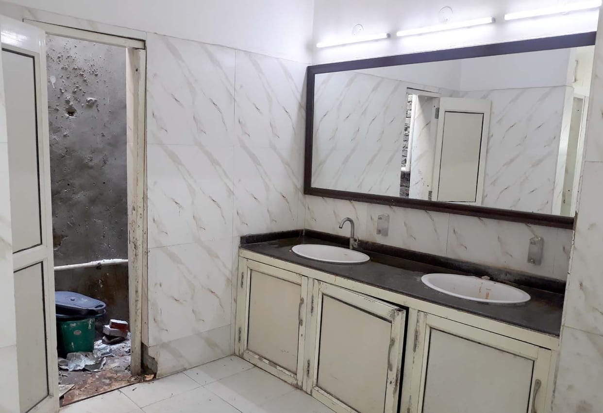 Corona: Handwash liquid not in civil hospital