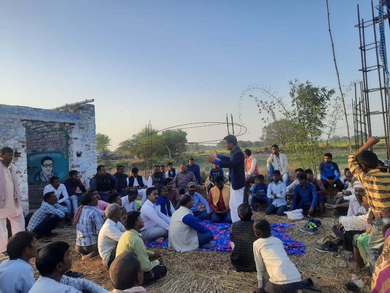 Ravidas statue busted after breaking into farm