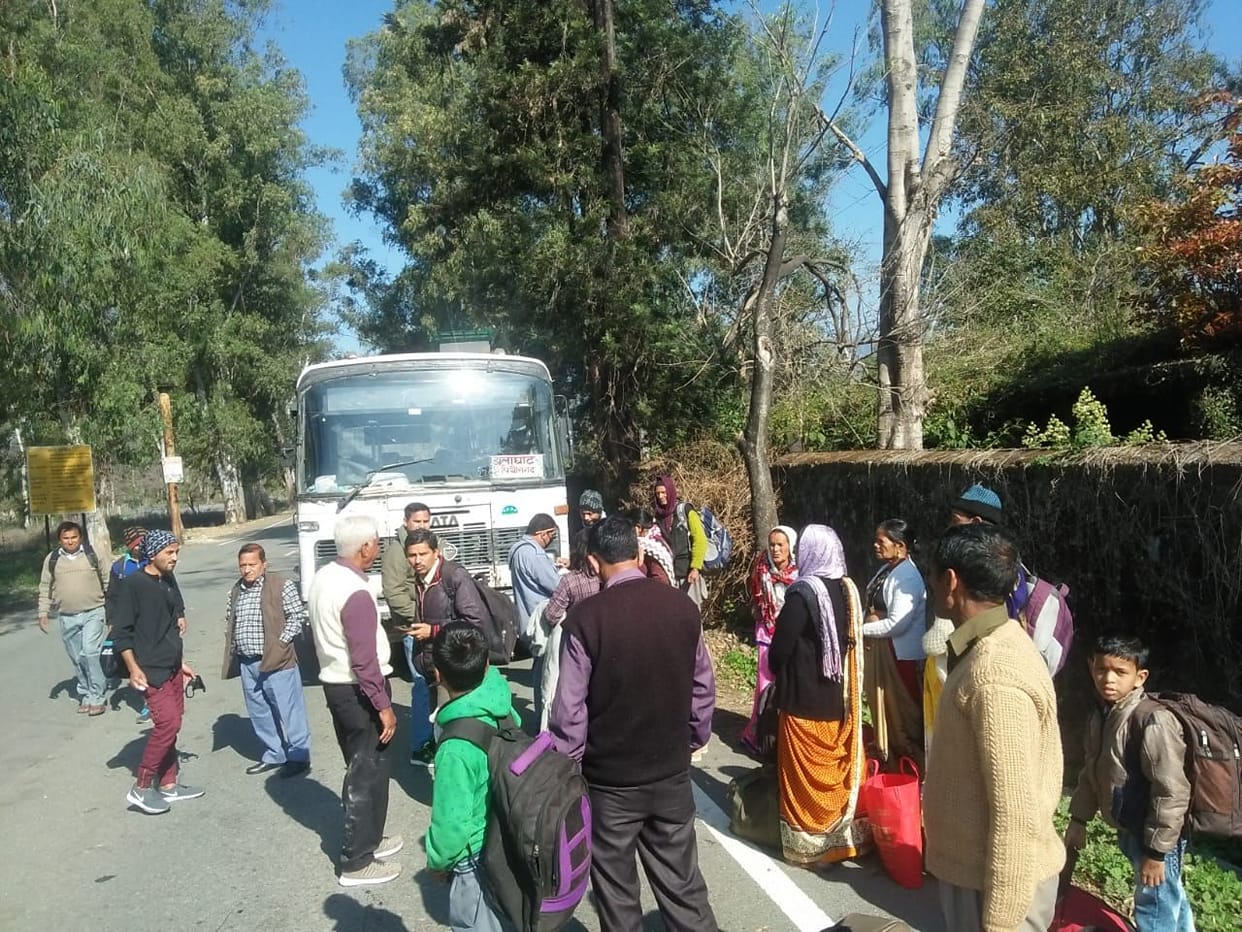 Roadways bus engine caught fire, there was chaos among passengers