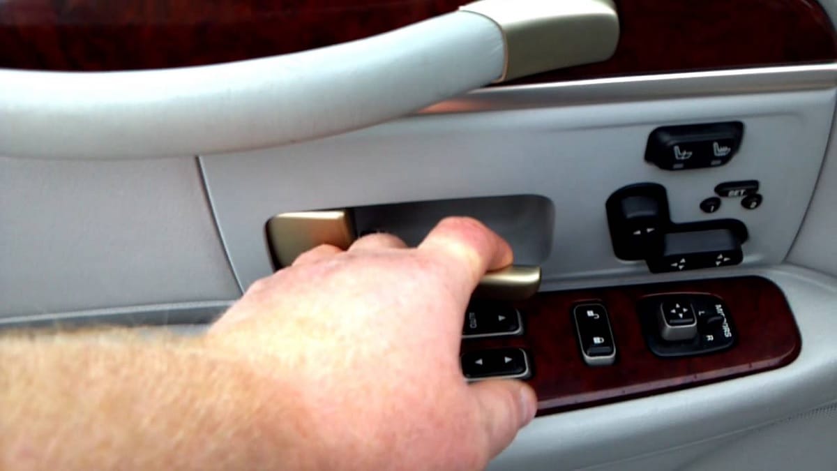 Keep these few  precautions in mind while driving the car or bike in unlock-1 after The Coronavirus