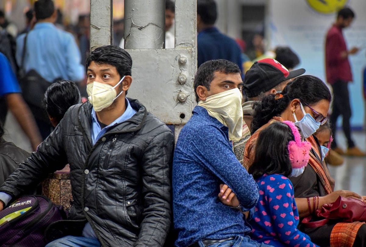 Corona virus outbreak status of Noida sector 78 society where a man found positive