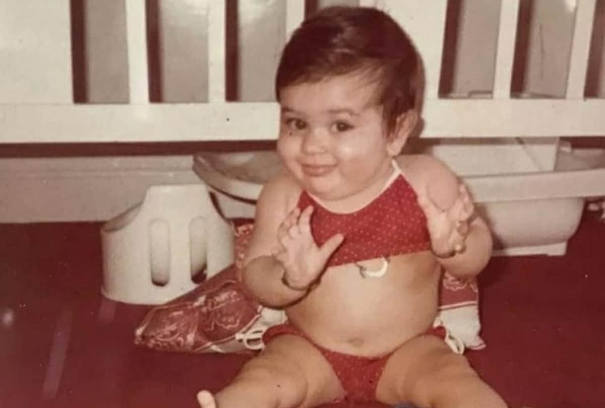 Karena Kapoor Khan shared throwback picture of herself on Instagram connection with coronavirus