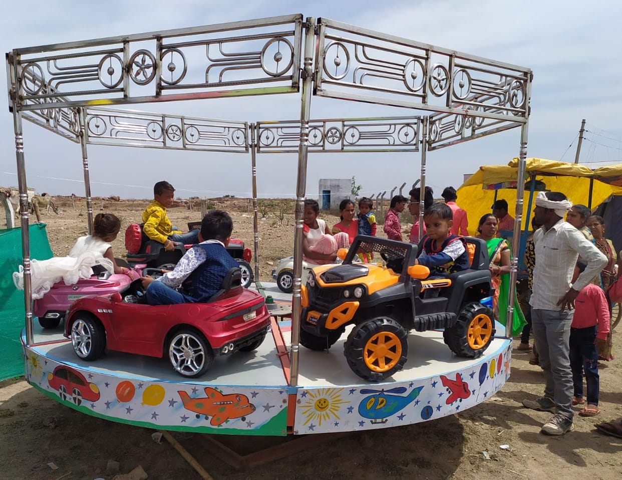 Last day mela in alot thing purchase, child injoy