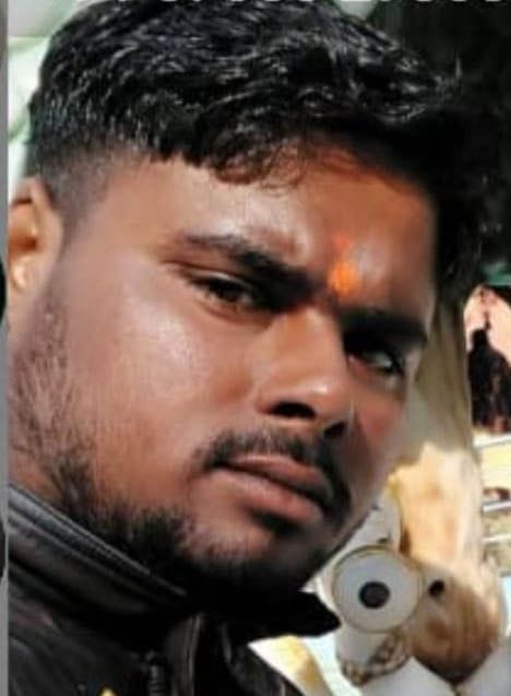 kaalej ke chaturth shrenee karmachaaree ne khaaya jahar, maut