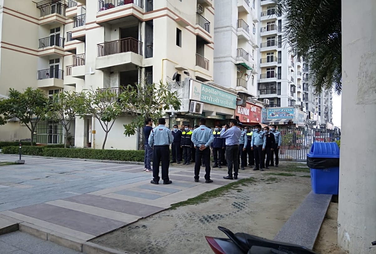 Corona virus outbreak status of Noida sector 78 society where a man found positive