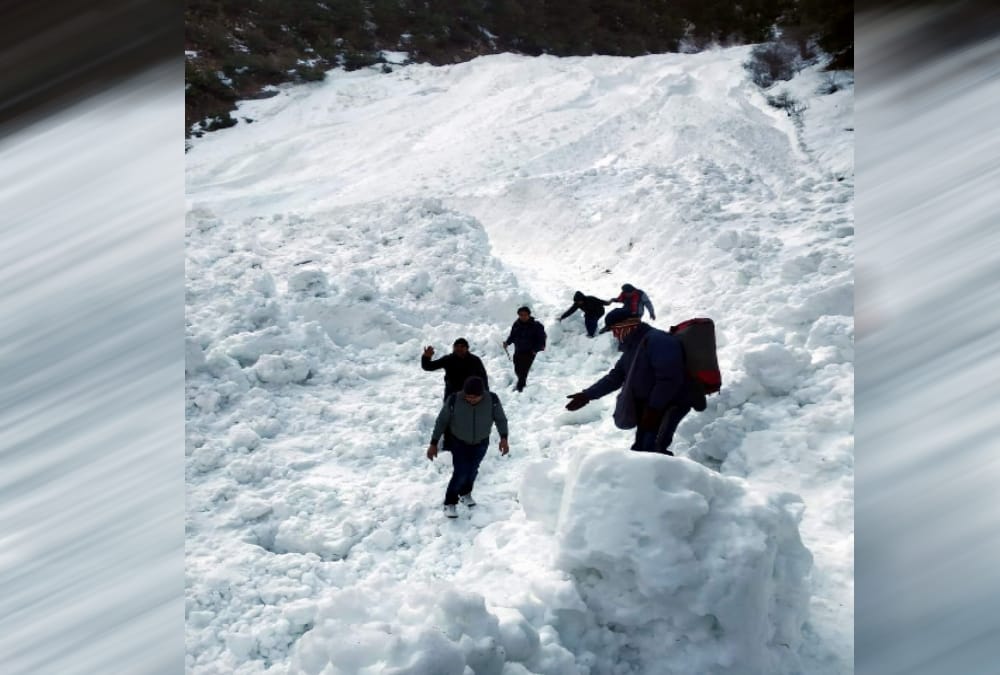 Big Glacier in Gangotri dham Area, Pilgrims May See in Dham yatra 2020