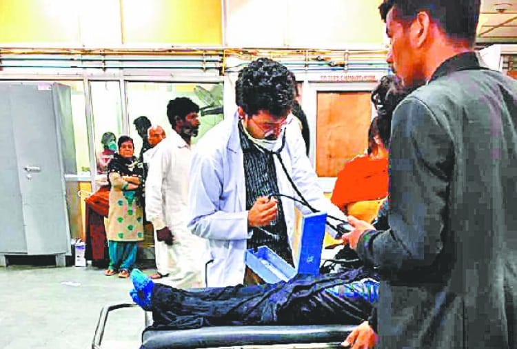 Corona Virus, Patient Called Police due to Doctor Refusal to do Treatment