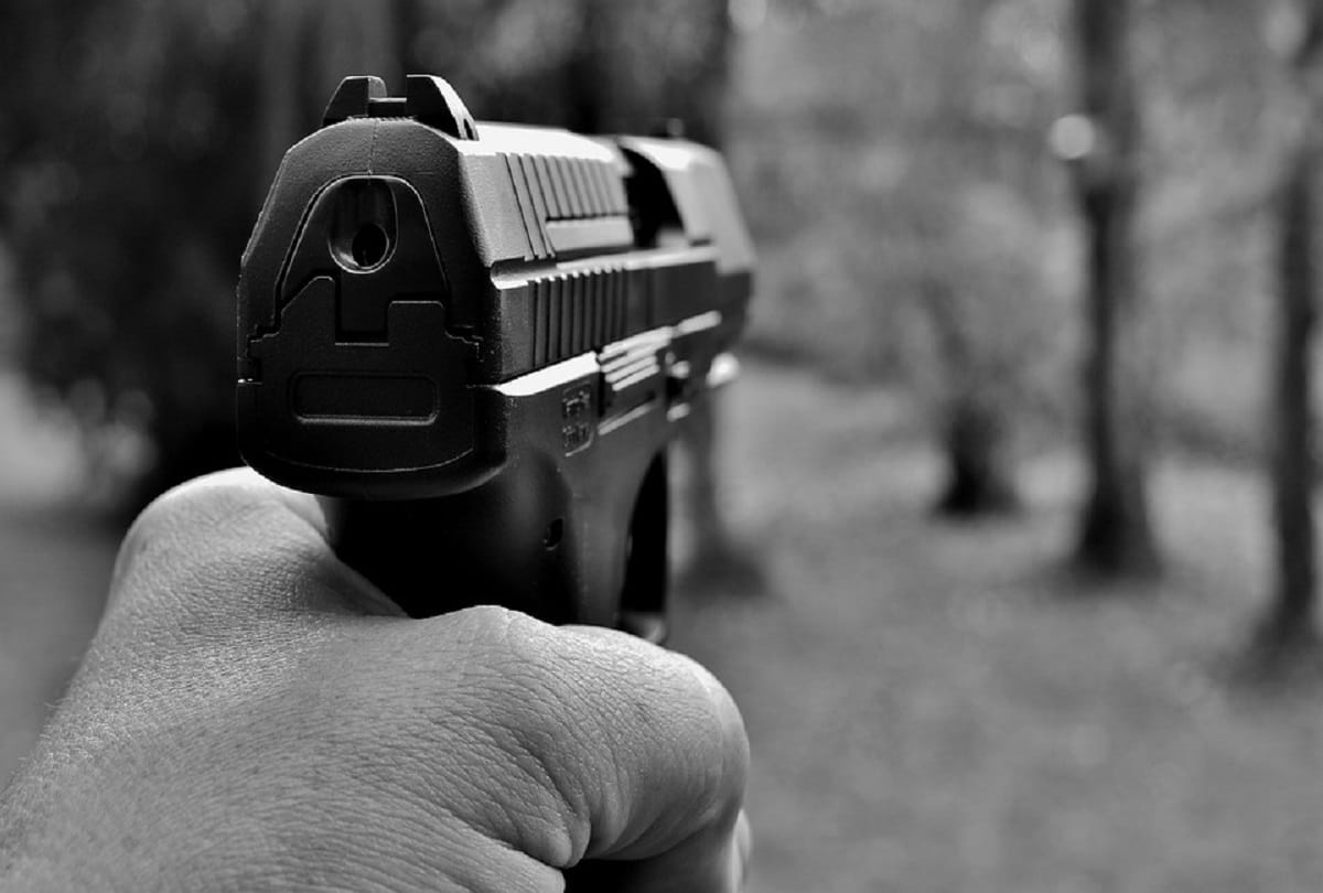 kushinagar Cloth trader shot in election rivalry in Gorakhpur