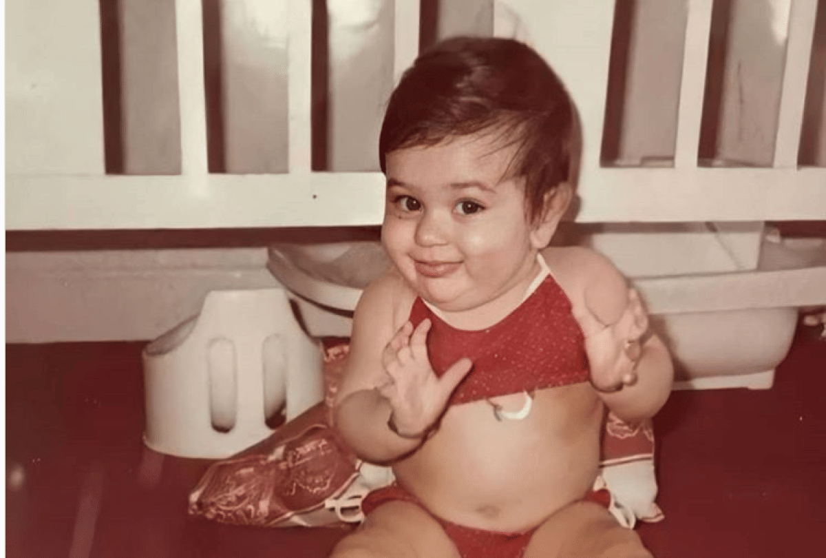 kareena kapoor share her childhood pic connection with corona virus