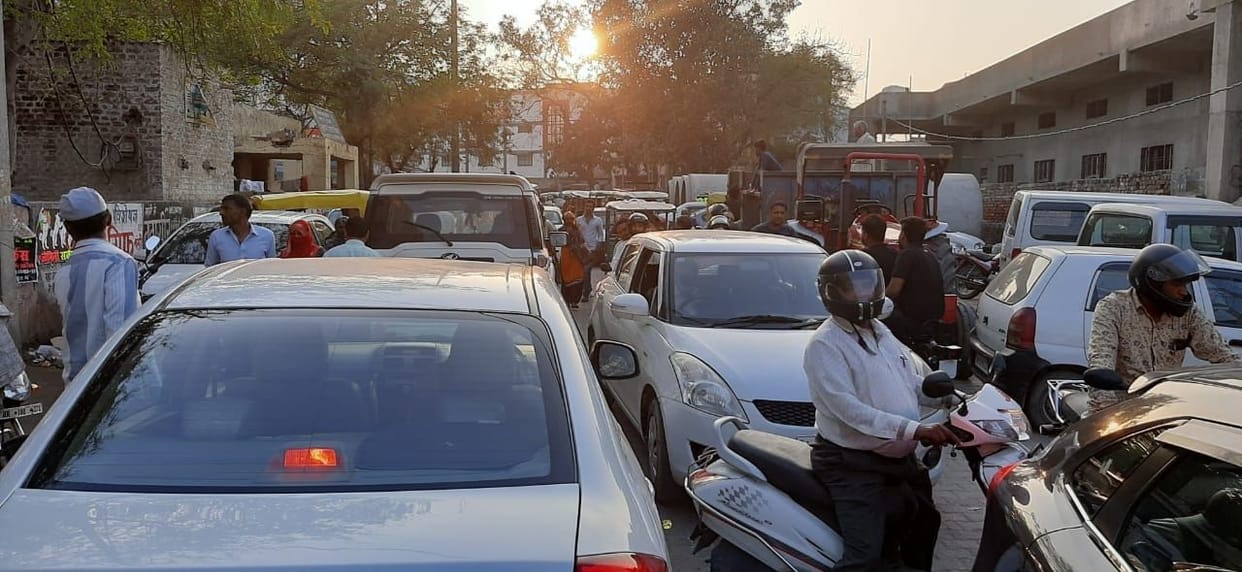 expensive vegetable sold, there is panic in market