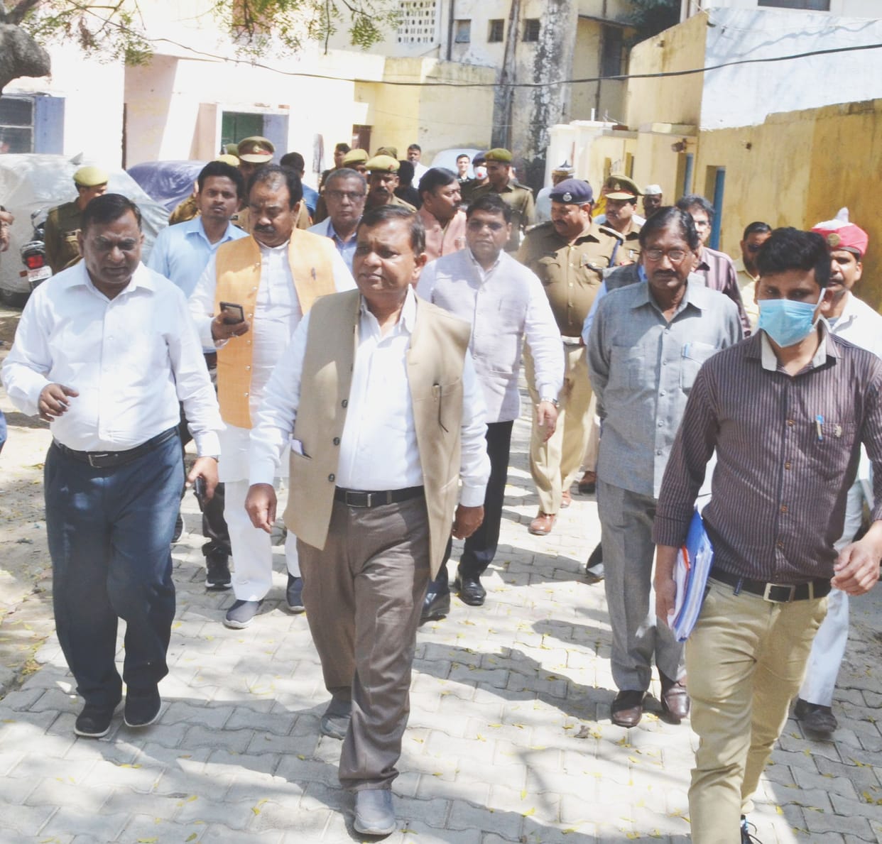 minister reach hospital