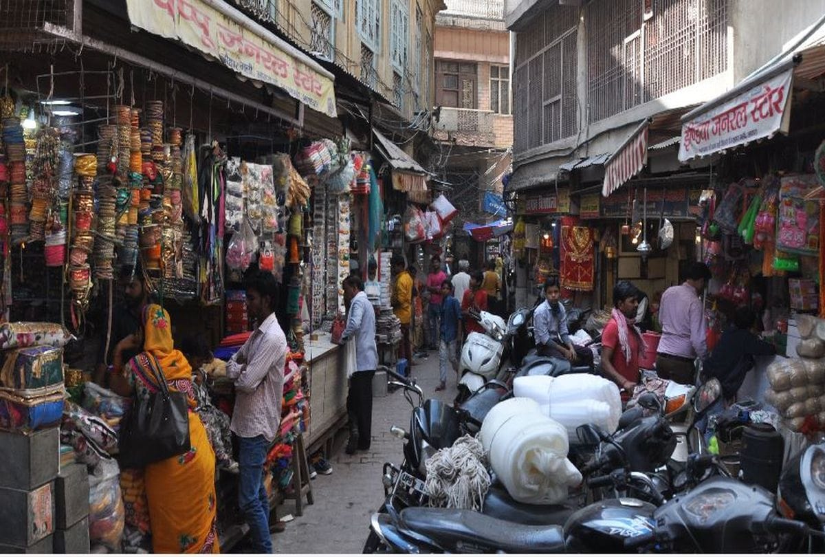 Agra Coronavirus Updates rumor spread of market shutdown