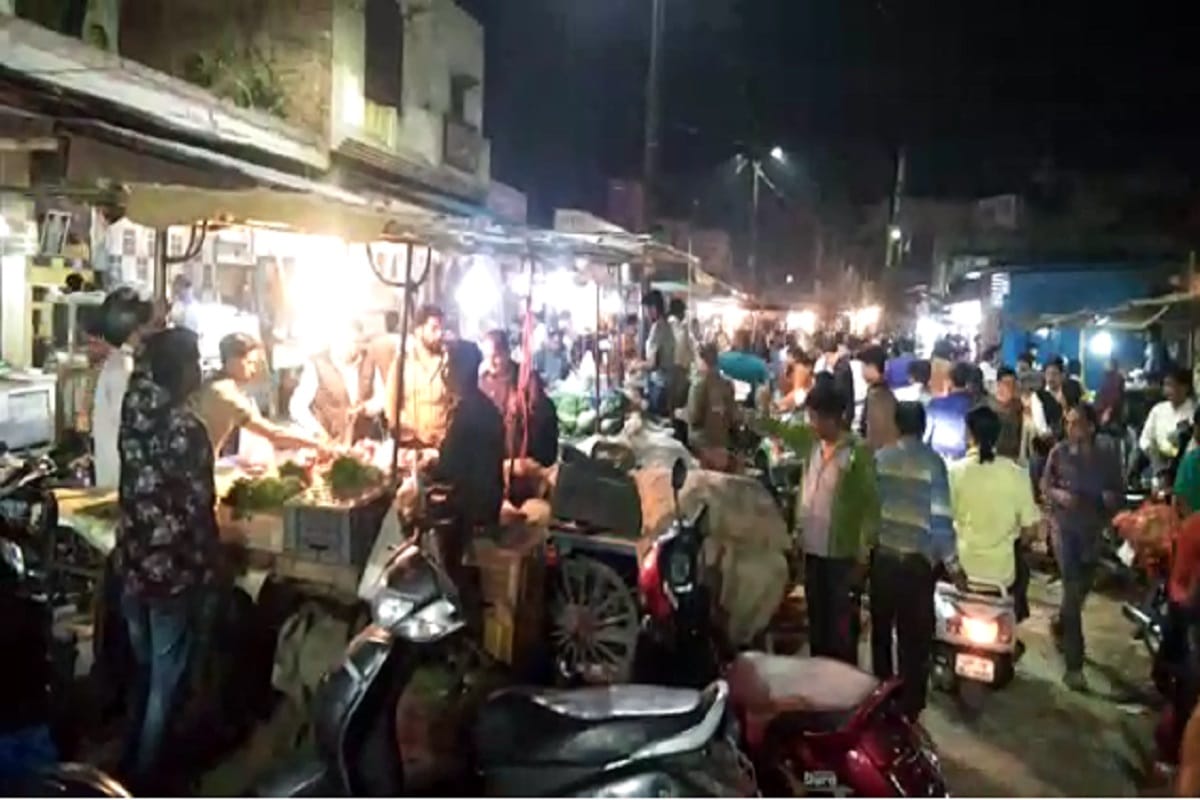 Corona, Vegetable market has been affected due to Corona Virus at today in Meerut