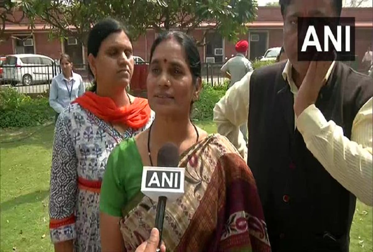 2012 Nirbhaya Delhi Gang Rape Case News In Hindi mother Asha devi express faith on court
