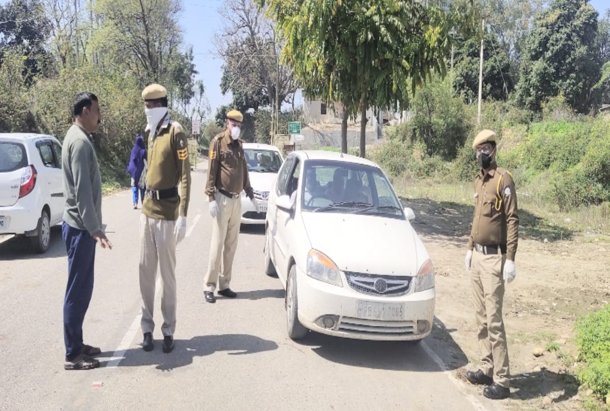 vehical with numbers from outside states will not get entry in hp, buses stopped