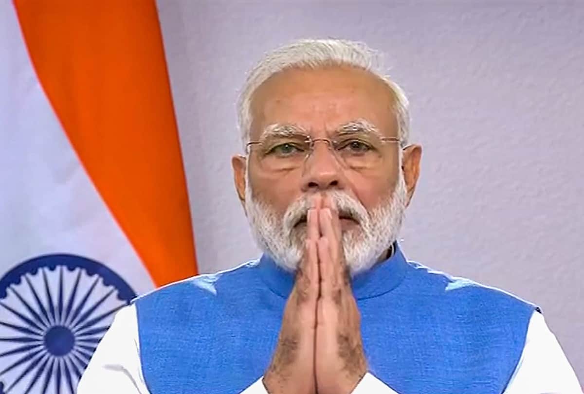corona virus pooja bedi suggest to pm modi I hope his speech leaves out taali & thaali