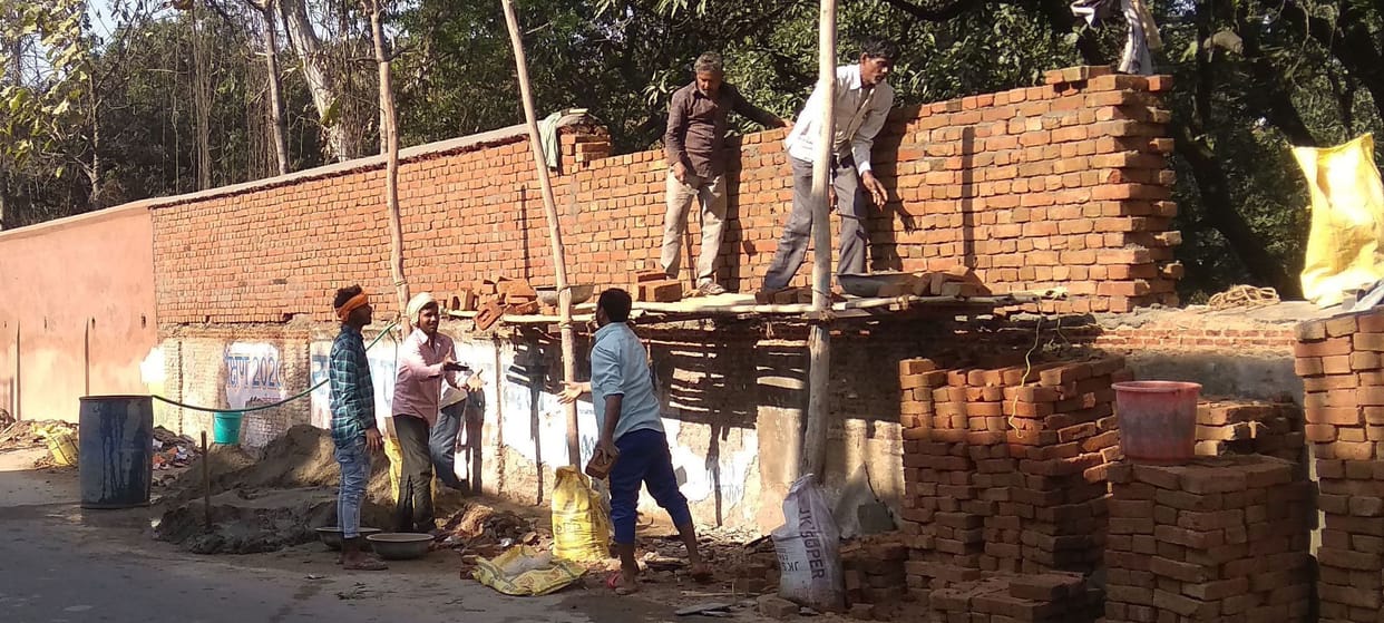 church wall making by 25 lekh rupess of puratatv vibhag at sardhna