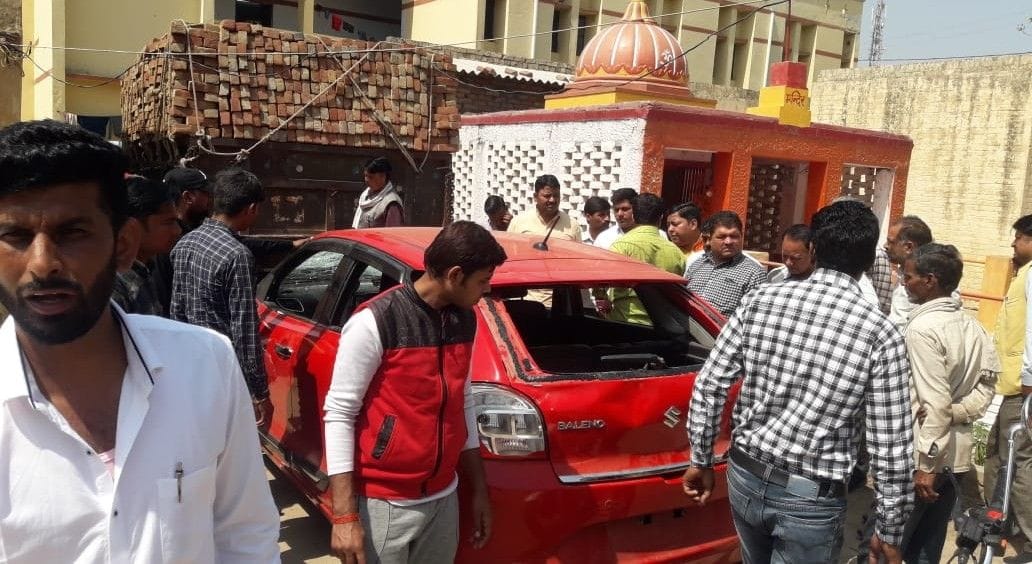 Hathras: assault and looting of a young man and his companions in a relationship