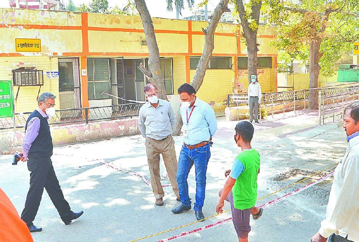 Surgery Canceled In District Hospital Agra Due To Corona Virus Effects