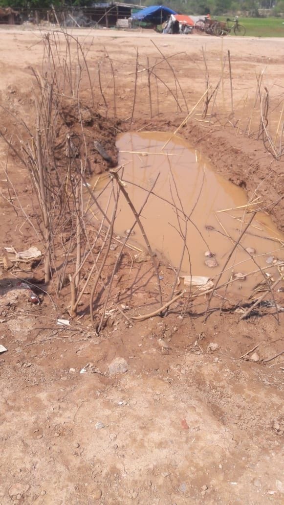 The child fell into a 7-foot pit, people pulled out