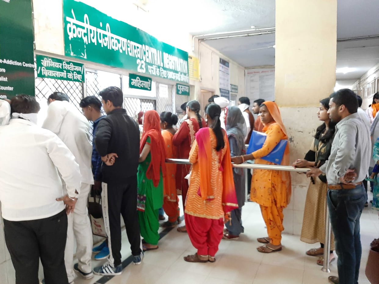 helth department canceled all operations till 31 mach, one month medicine given to petients
