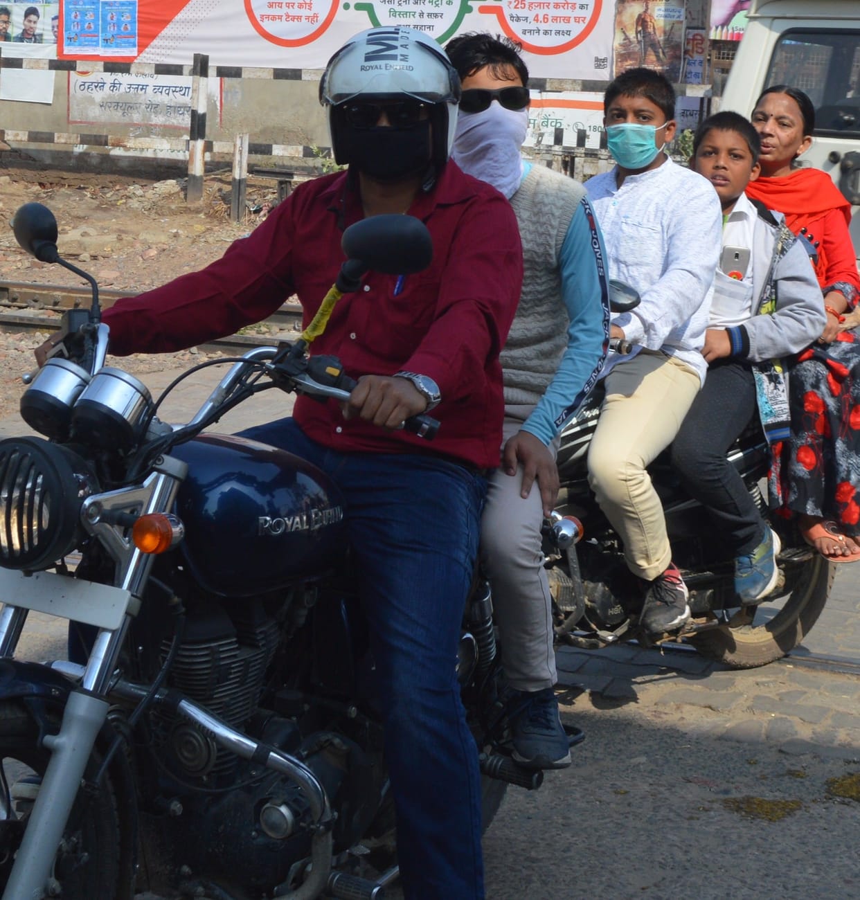 Hathras: People in panic over Corona, update the isolation ward