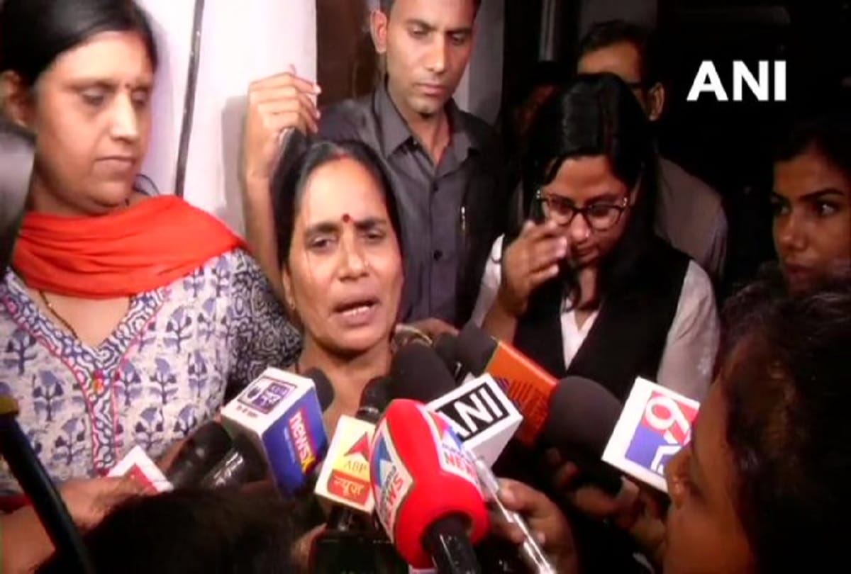 nirbhaya case delhi latest news  Scars were found in many places on the body