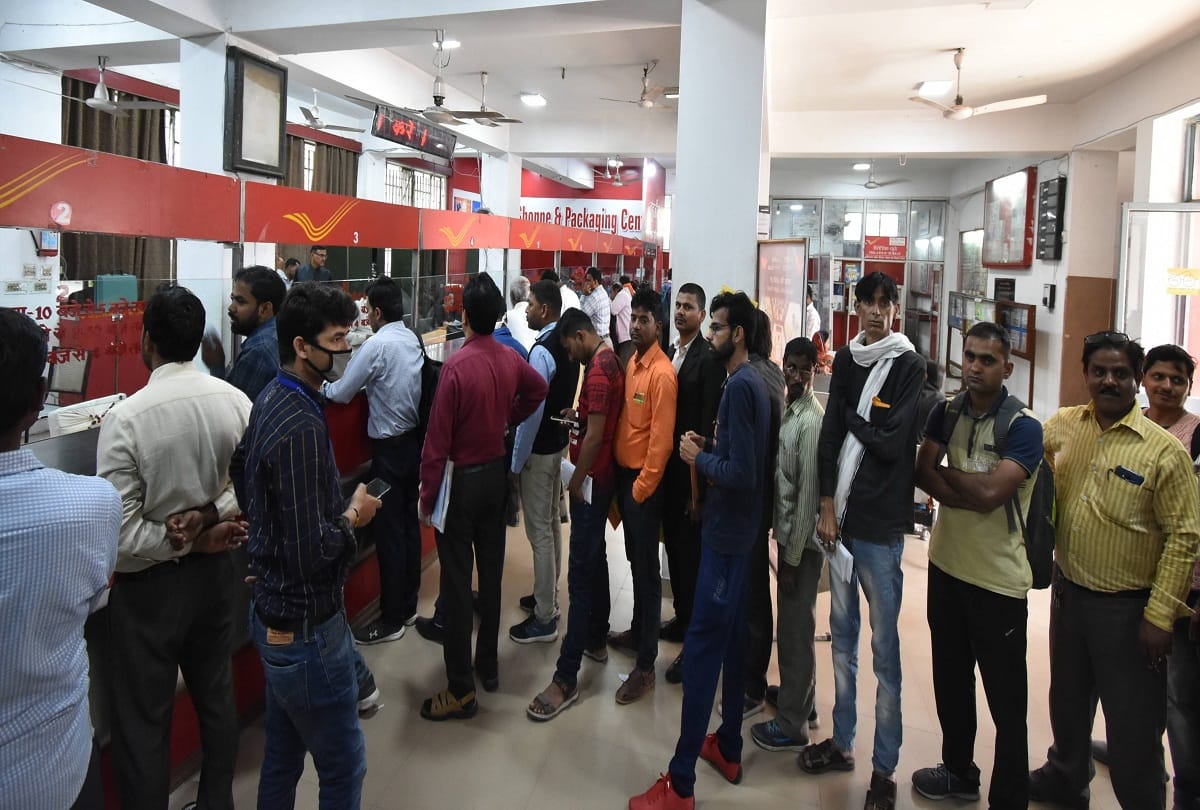 Silence on the streets but the threat from the queue in offices remains