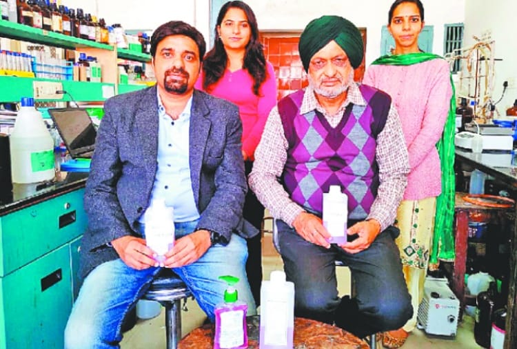 Coronavirus In Chandigarh News: Panjab University scientists made Sanitizer to clean campus