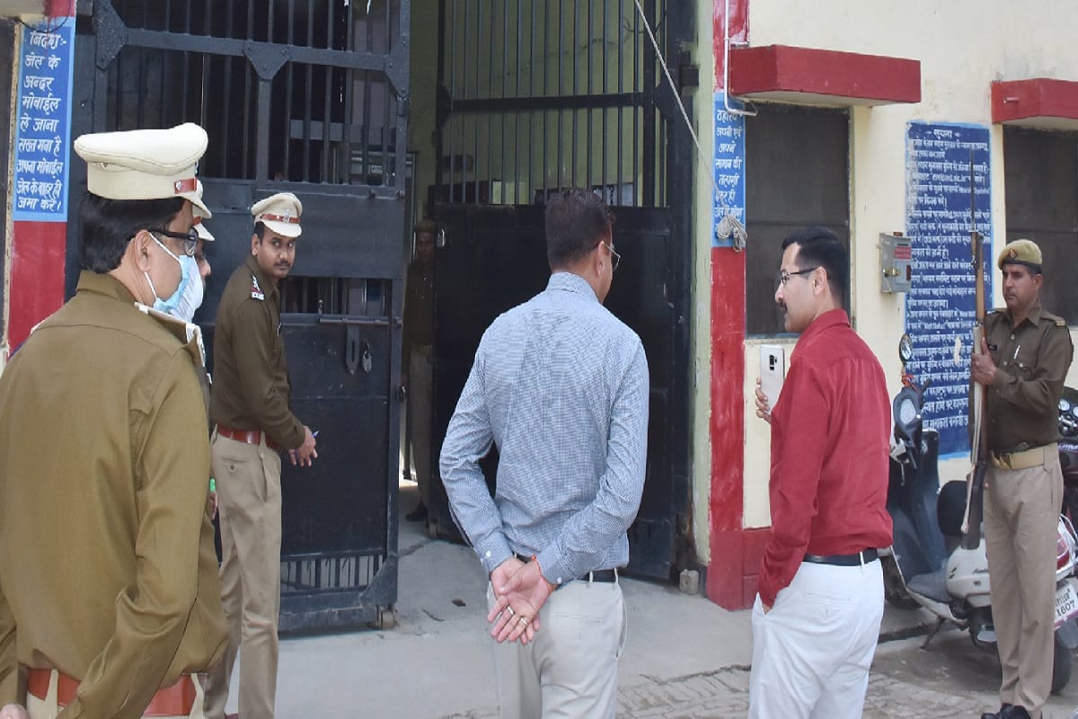 DIG Love Kumar inspected the jail and ordered the children go to school
