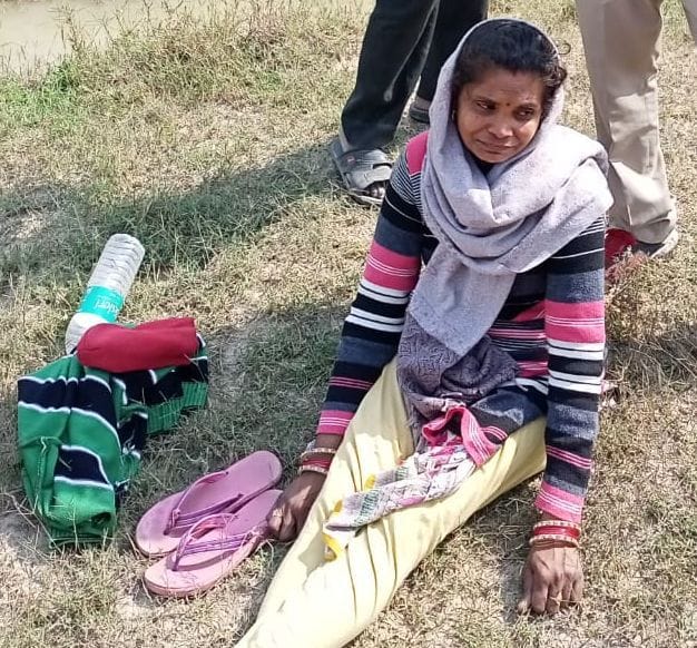 aniyantrit hokar baik phisalee, do yuvakon kee maut, ek ghaayal
