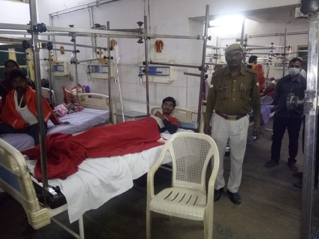 10 laborers traveling with Corona positive reached Azamgarh, stir
