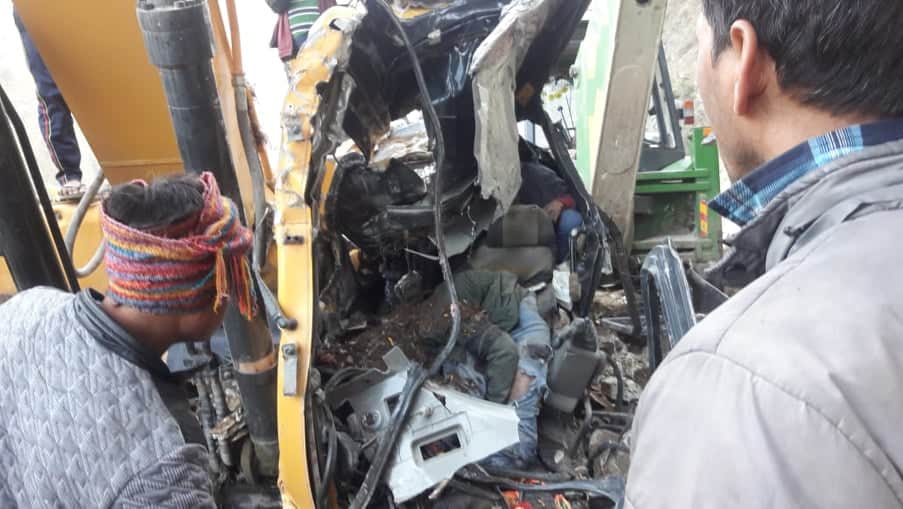 all weather road rock fell on badrinath highway three died
