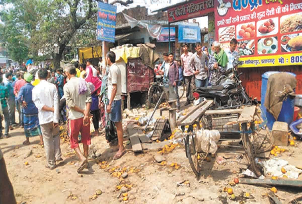 Truck suddenly broken into three in the afternoon, crushed three
