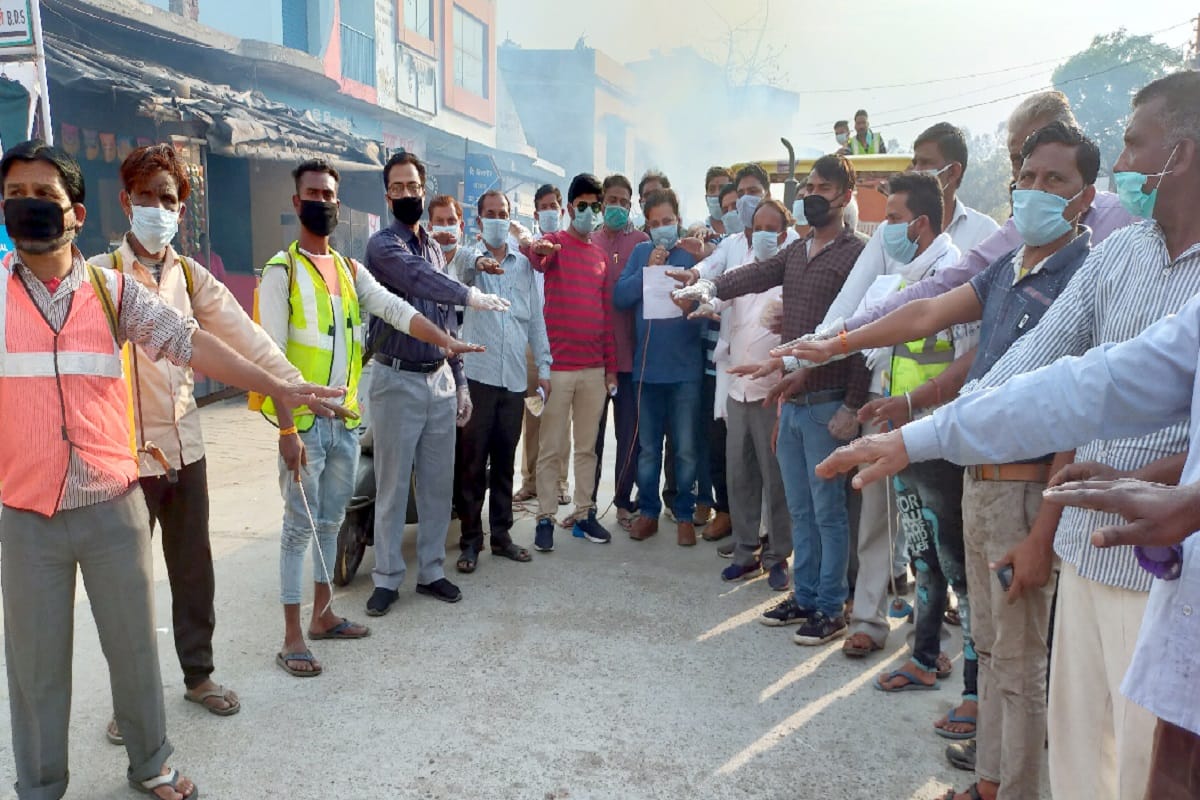 DM Ramakant Pandey said People of Bijnor are ready for Janata curfew