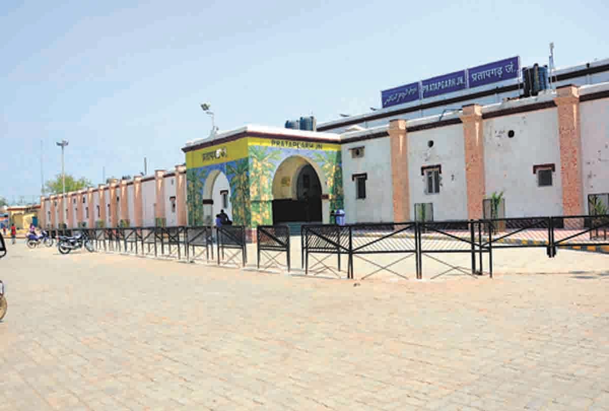 Fear of Corona: Ban on Samadhan, Tehsil, Janta Darshan and Arogya Mela