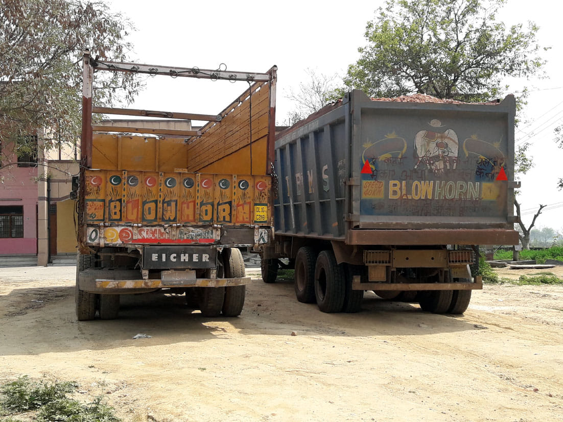 Nine trucks seized in case of overloading